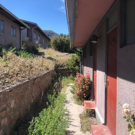 Hotel Las Vicunas Putre Buitenkant foto