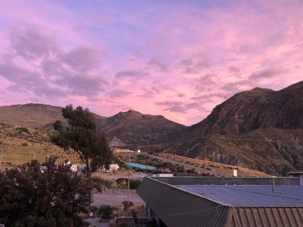 Hotel Las Vicunas Putre Buitenkant foto