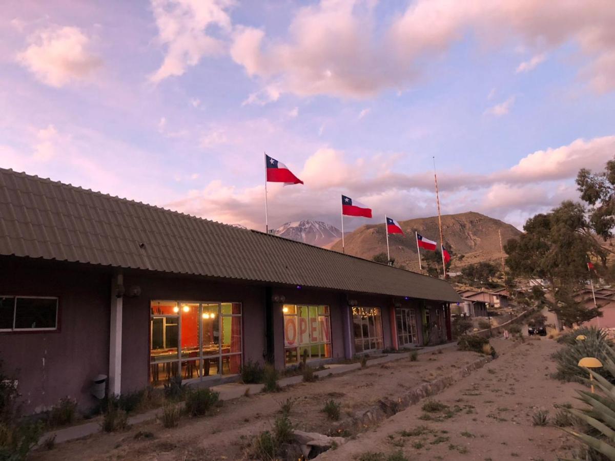 Hotel Las Vicunas Putre Buitenkant foto